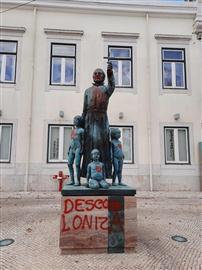 Pela condenação por parte do Ministério da Cultura dos actos de vandalismo contra figuras e monumentos históricos de Portugal 