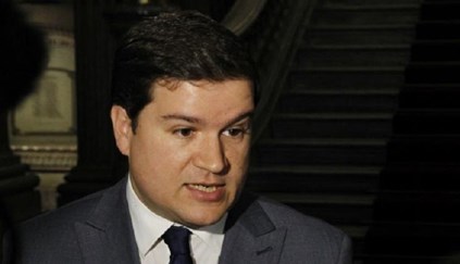 Pela Demissão do Vereador da CML que recebeu a vacina quando não precisa dela