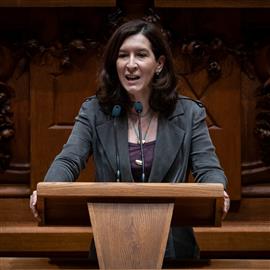 Cecília Meireles à liderança do CDS-PP