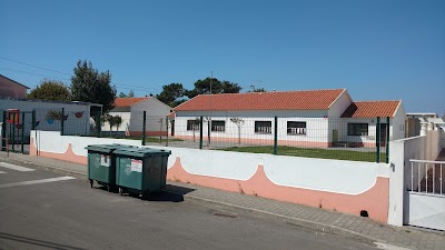Restruturação e nova integração da antiga escola primária de Penafirme