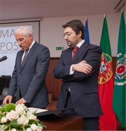 Invalidar Medalha do Concelho de Vila Verde a António Vilela