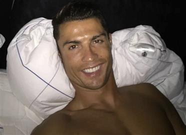 Expulsar Cristiano Ronaldo dos Santos Aveiro da seleção nacional 