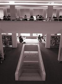 Cadeiras para a biblioteca da FEUP